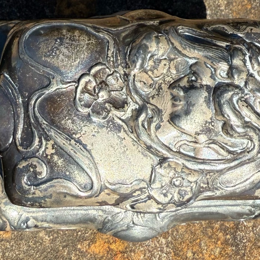 Antique Art Nouveau Jewelry Casket Foot Trinket Box Repousse Woman Floral Silver - Picture 7 of 8